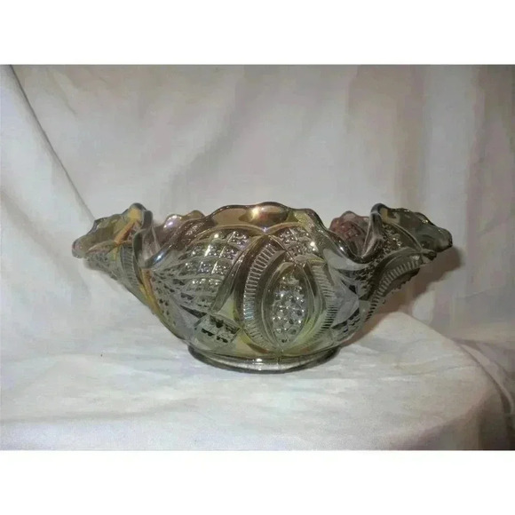 Imperial Glass Smoke Diamond Ring Ruffled‎ Carnival Glass Bowl, - Picture 3 of 6